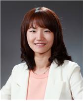백영옥 선생님사진
