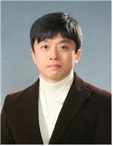 성시완 선생님사진