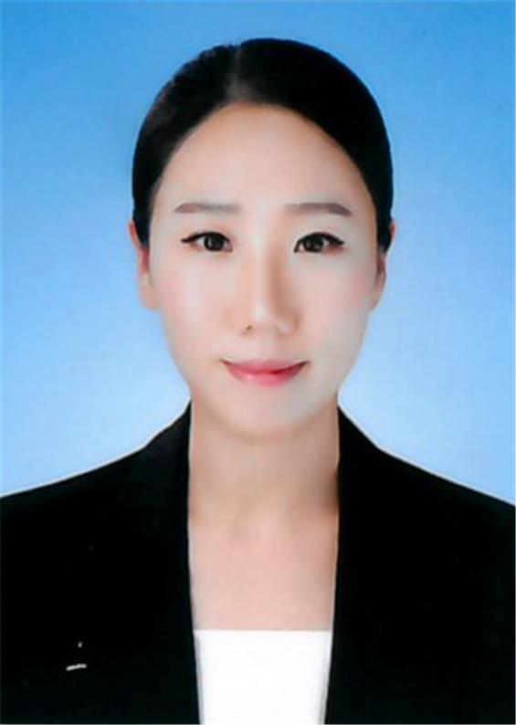 김민정 선생님 사진